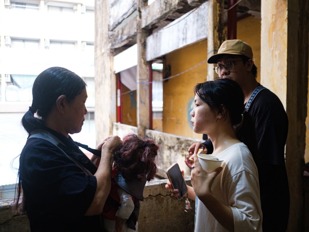 local people chatting
